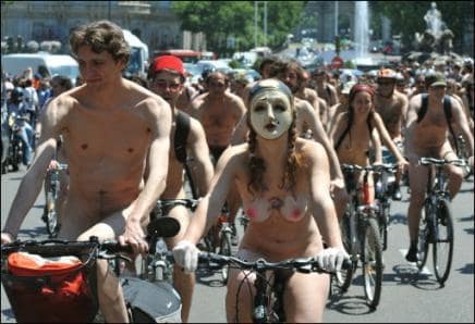 ciclonudistas