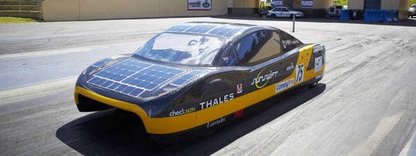 EVE - Coche eléctrico