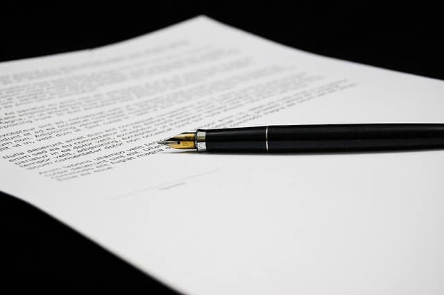 Abrir una autoescuela en España IV: la autorización de apertura